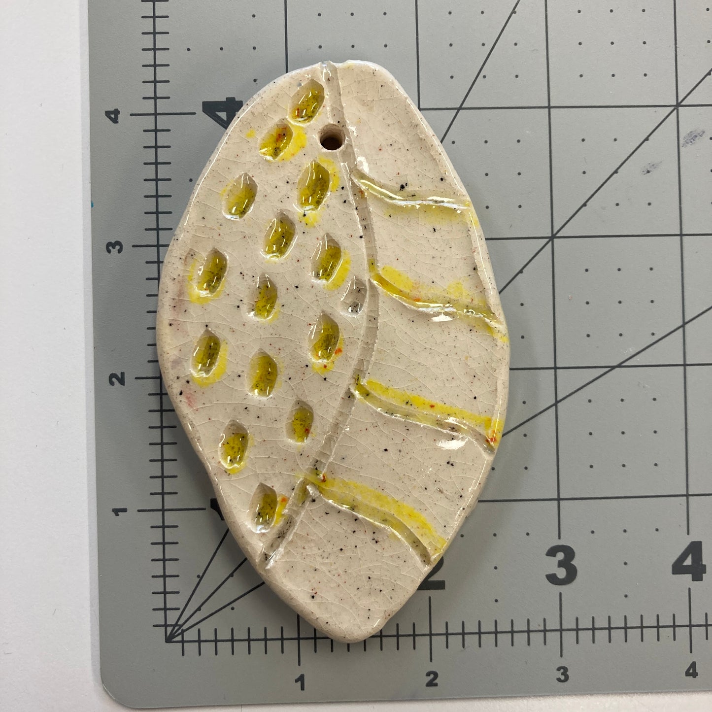 WATCH Resources Art Guild - Ceramic Arts Handmade Clay Crafts 4.5-inch x 2.5-inch Glazed Shell by Emily Knoles