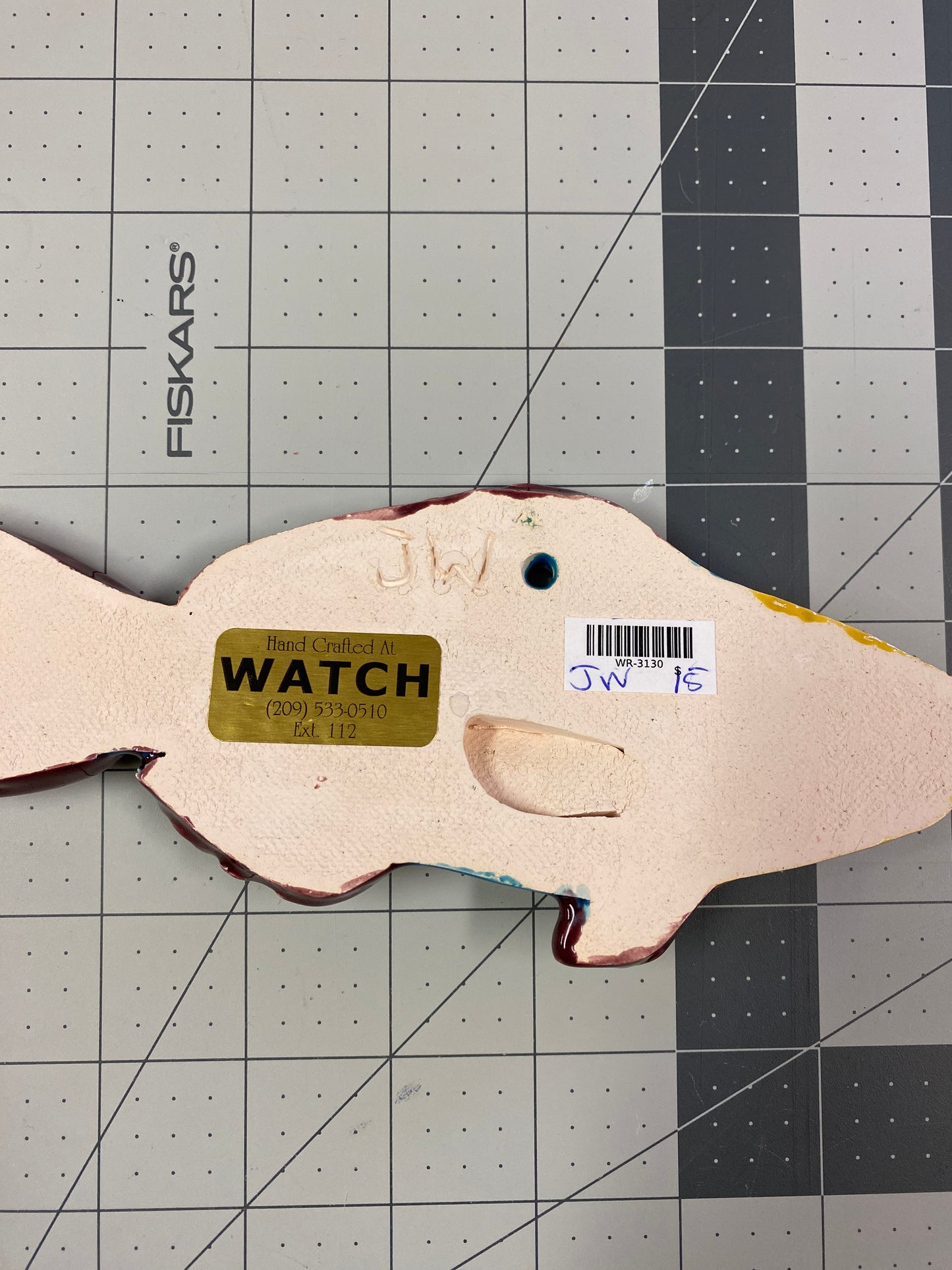 WATCH Resources Art Guild - Ceramic Arts Handmade Clay Crafts 7-inch x 3-inch Glazed Fish by Jim Wilbanks