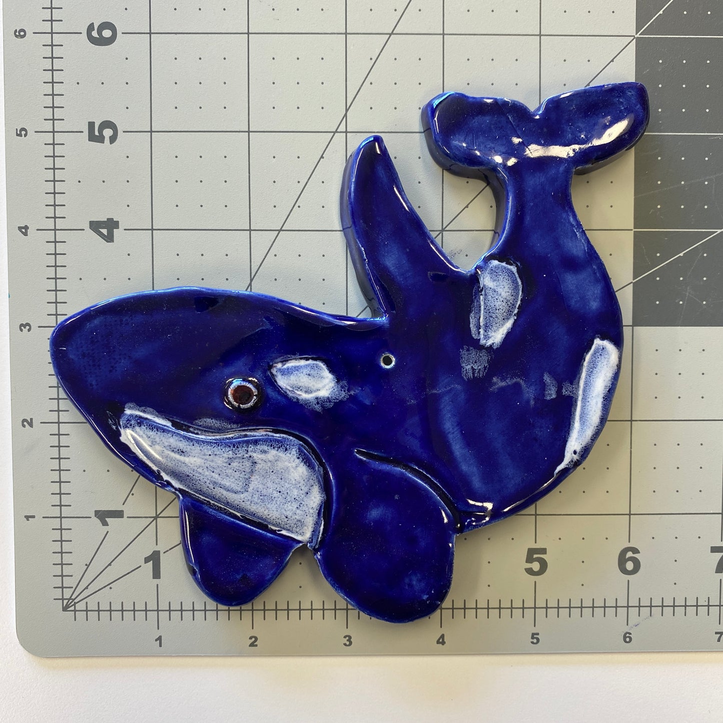 Ceramic Arts Handmade Clay Crafts Fresh Fish Glazed 6-inch x 5.5-inch Whale made by James Royall