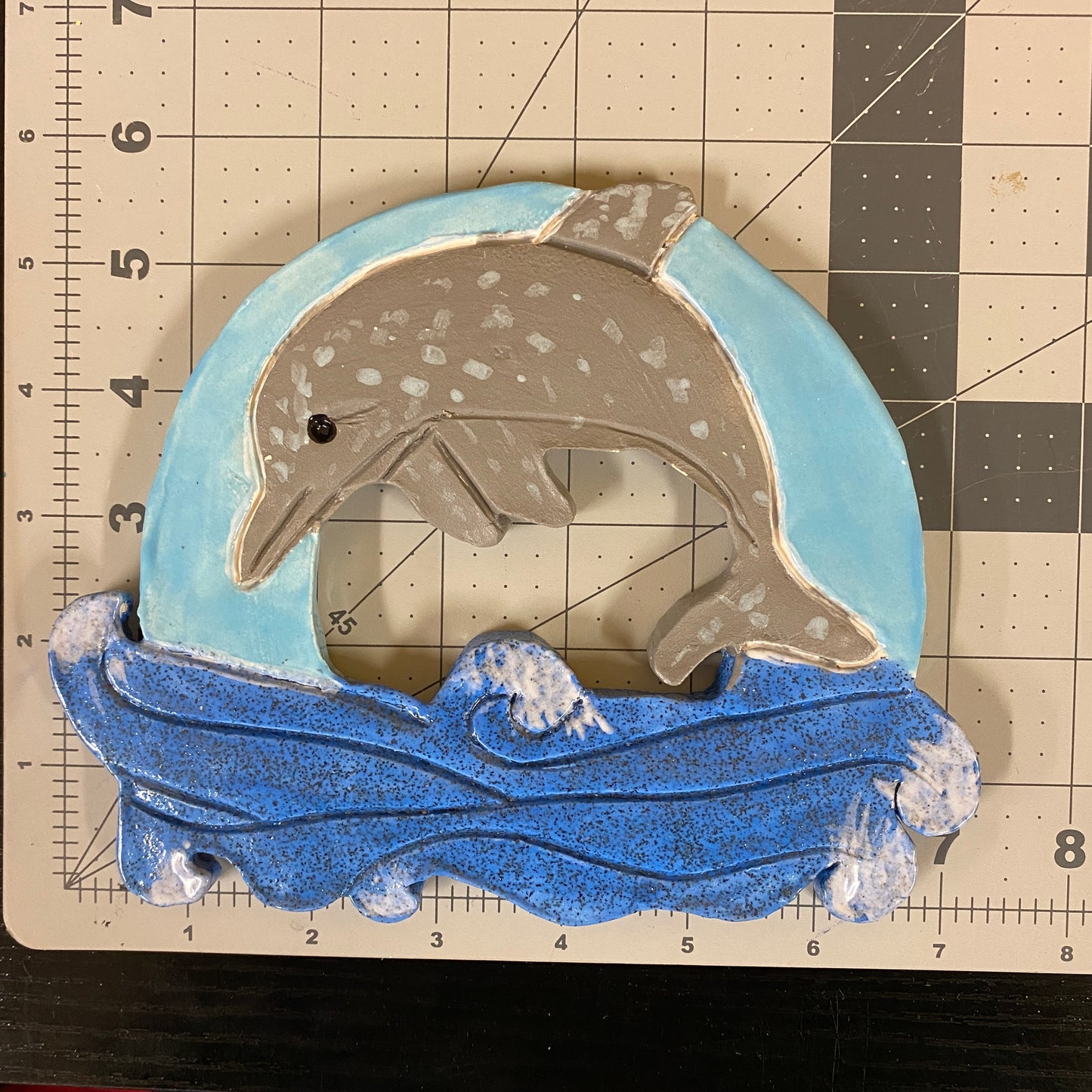 WATCH Resources Art Guild - Ceramic Arts Handmade Clay Crafts Fresh Fish Glazed 7-inch x 6-inch Dolphin made by Eric Stacy