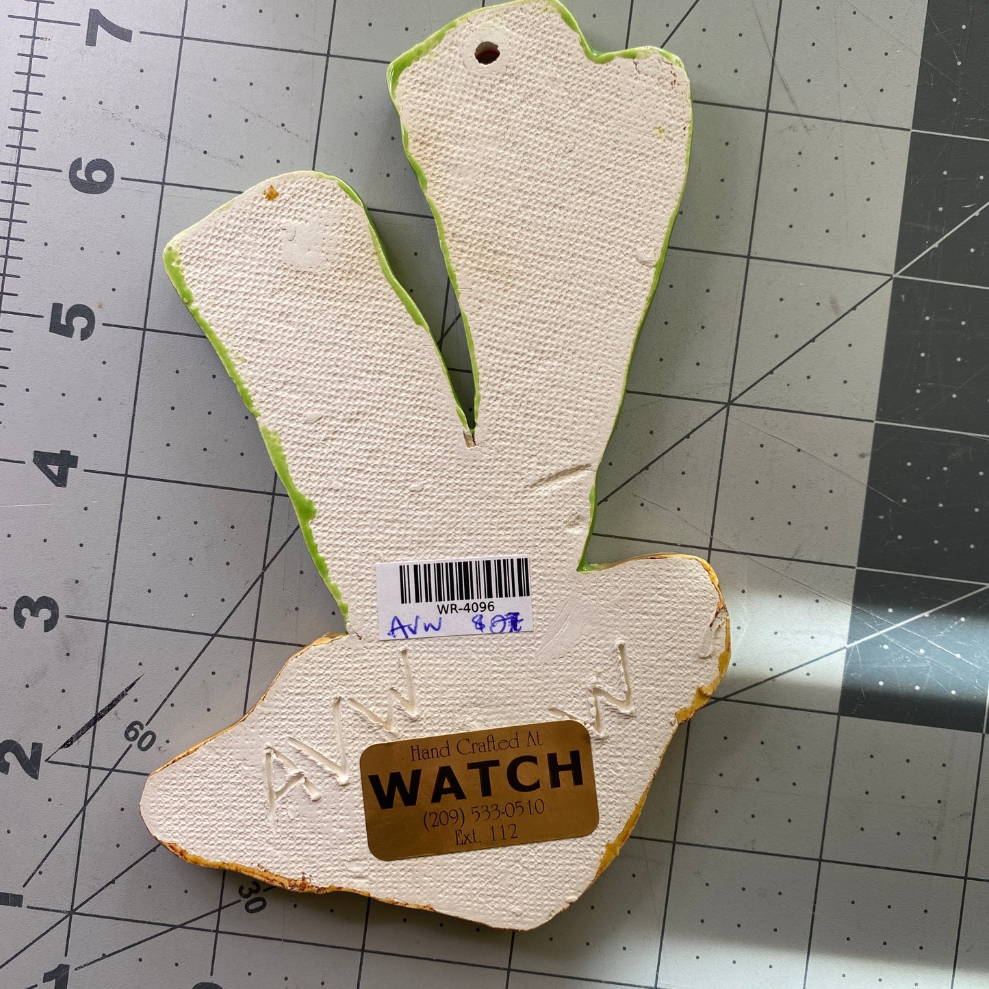 Ceramic Arts Handmade Clay Crafts Glazed Fish 6-inch by 4-inch made by Angelina Vida-White 4096