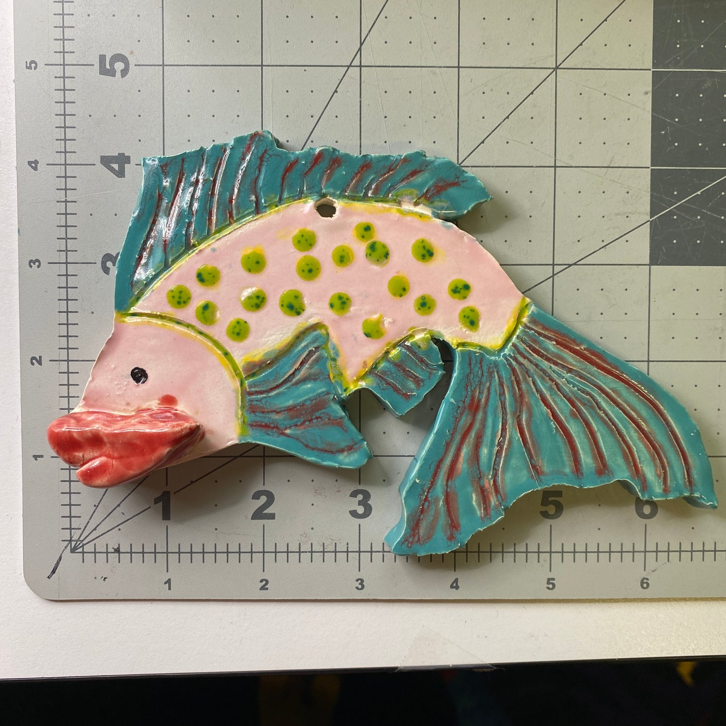 Ceramic Arts Handmade Clay Crafts Glazed Fish 7-inch by 4-inch made by Loreen Bartschi 4069