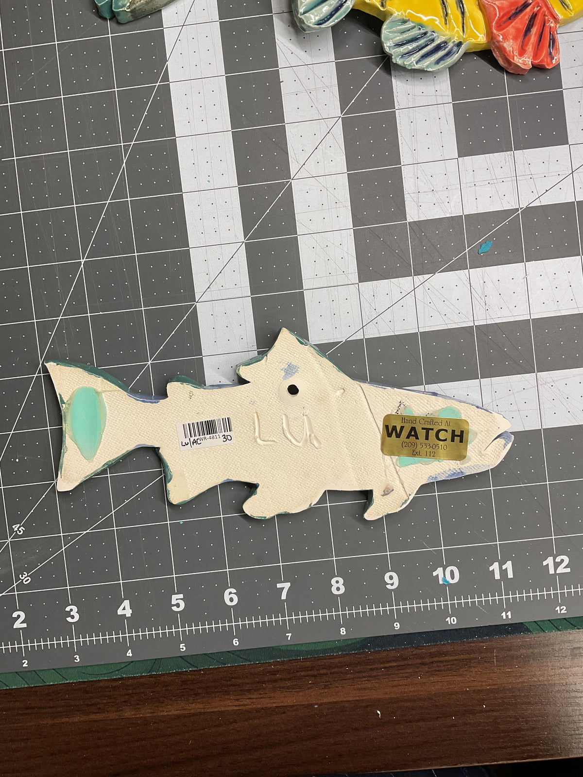 Ceramic Arts Handmade Clay Crafts Glazed Fish 8-inch by 3.5-inch made by Lisa Uptain and Andy Crowe 4811