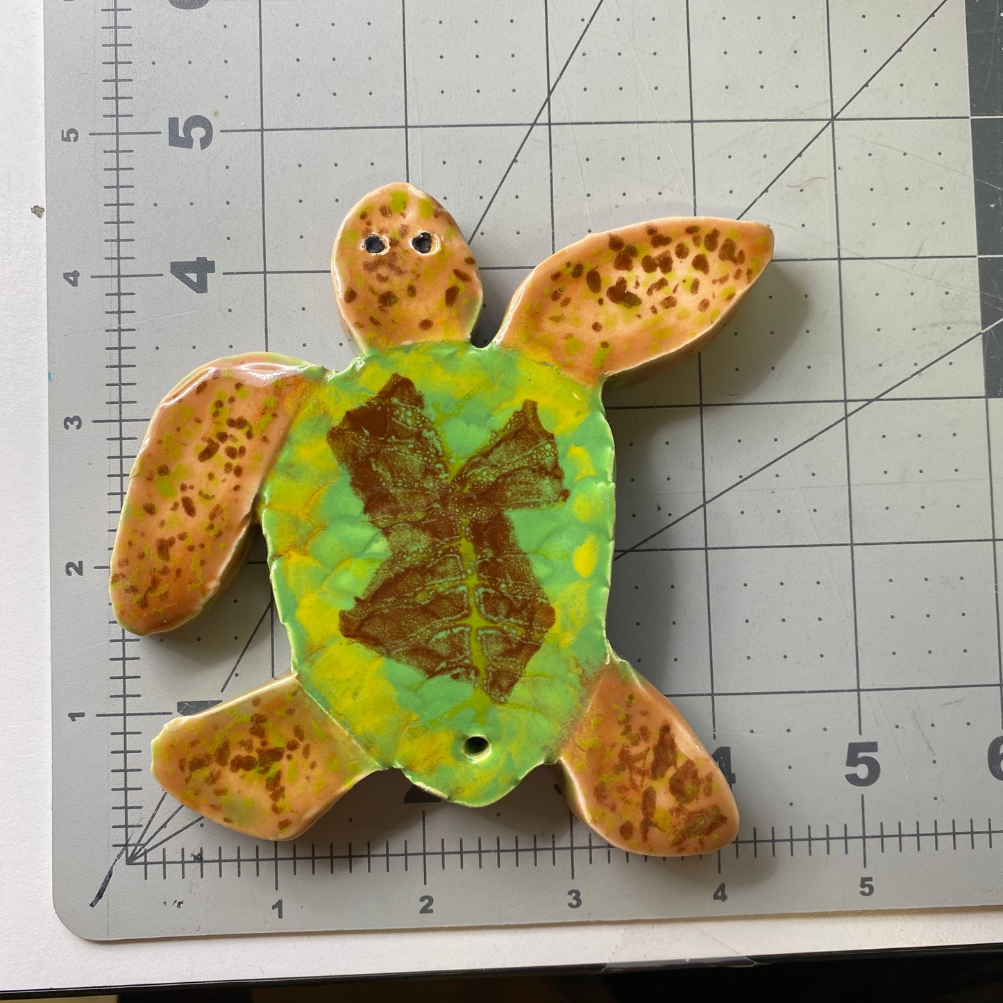 Ceramic Arts Handmade Clay Crafts Glazed Turtle 4.5-inch by 4.5-inch made by Angelina Vida-White 4032