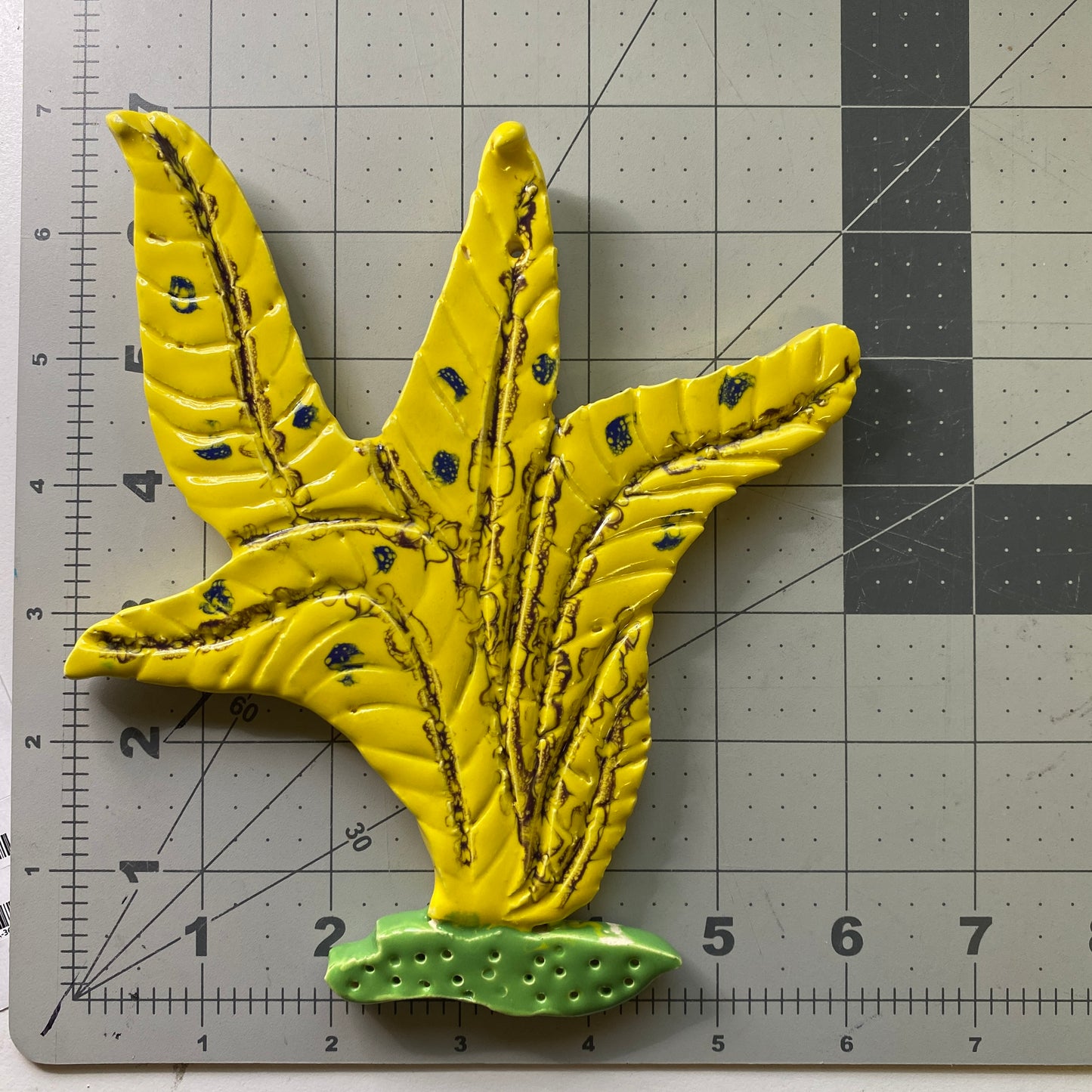 Ceramic Arts Handmade Clay Crafts Seaweed Glazed 7-inch by 6-inch made by Brooke Winham