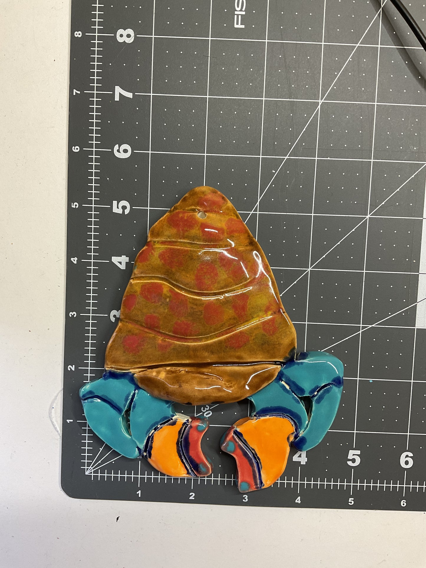 Ceramic Arts Handmade Clay Crafts Glazed Crab 4.5-inch by 5.5-inch made by Anonymous and WATCH 4744
