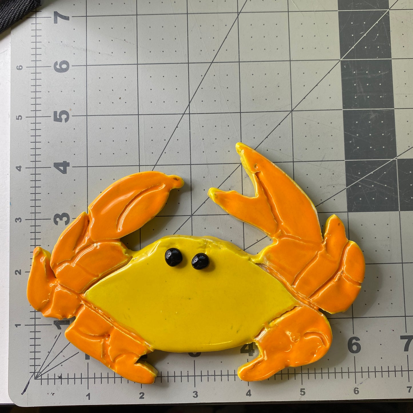 Ceramic Arts Handmade Clay Crafts Glazed Crab 6.5-inch by 4.5-inch made by Larry Mansfield