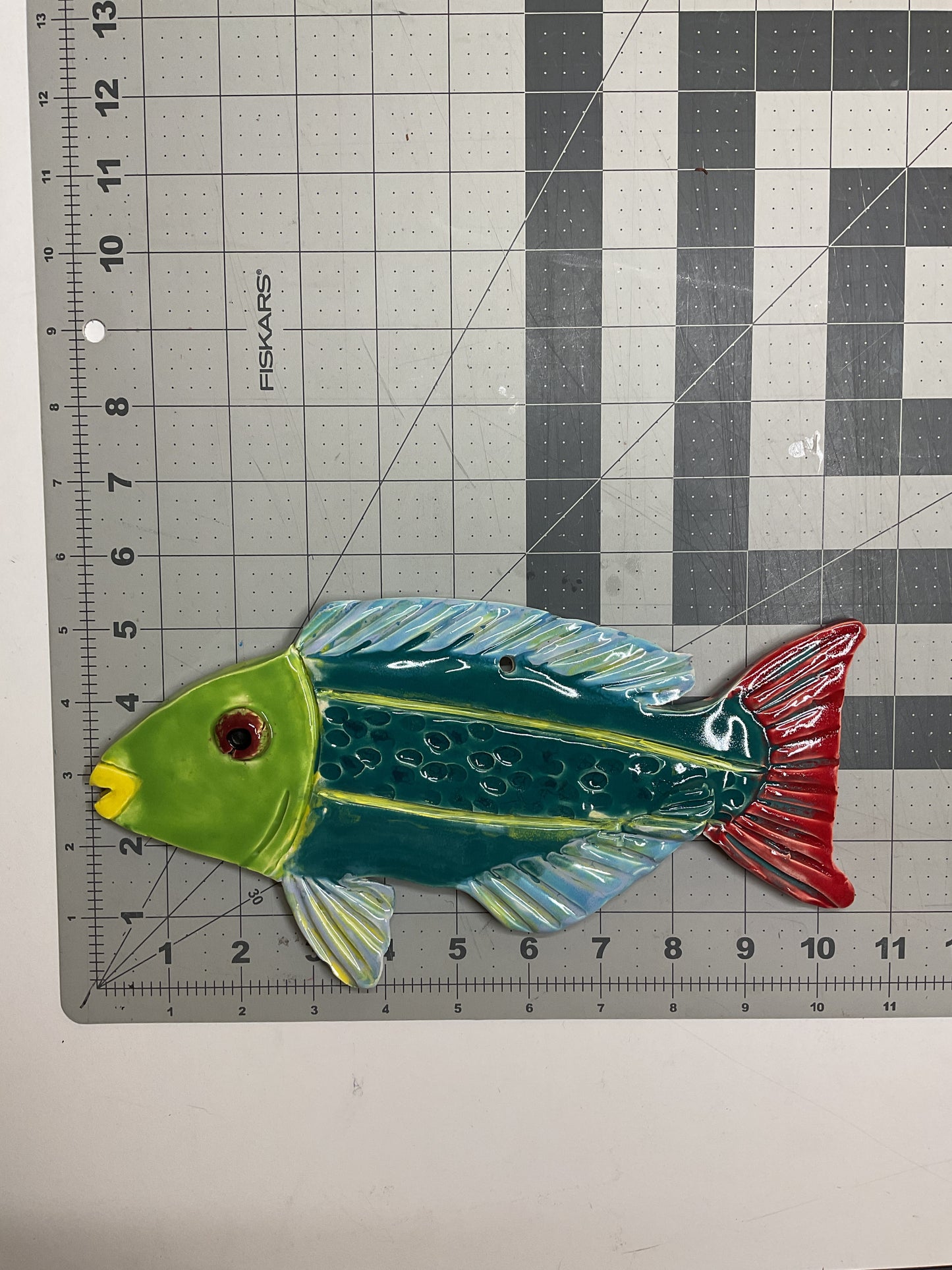 WATCH Resources Art Guild - Ceramic Arts Handmade Clay Crafts Glazed Fish 10.5-inch by 5.5-inch made by Lisa Uptain 4637