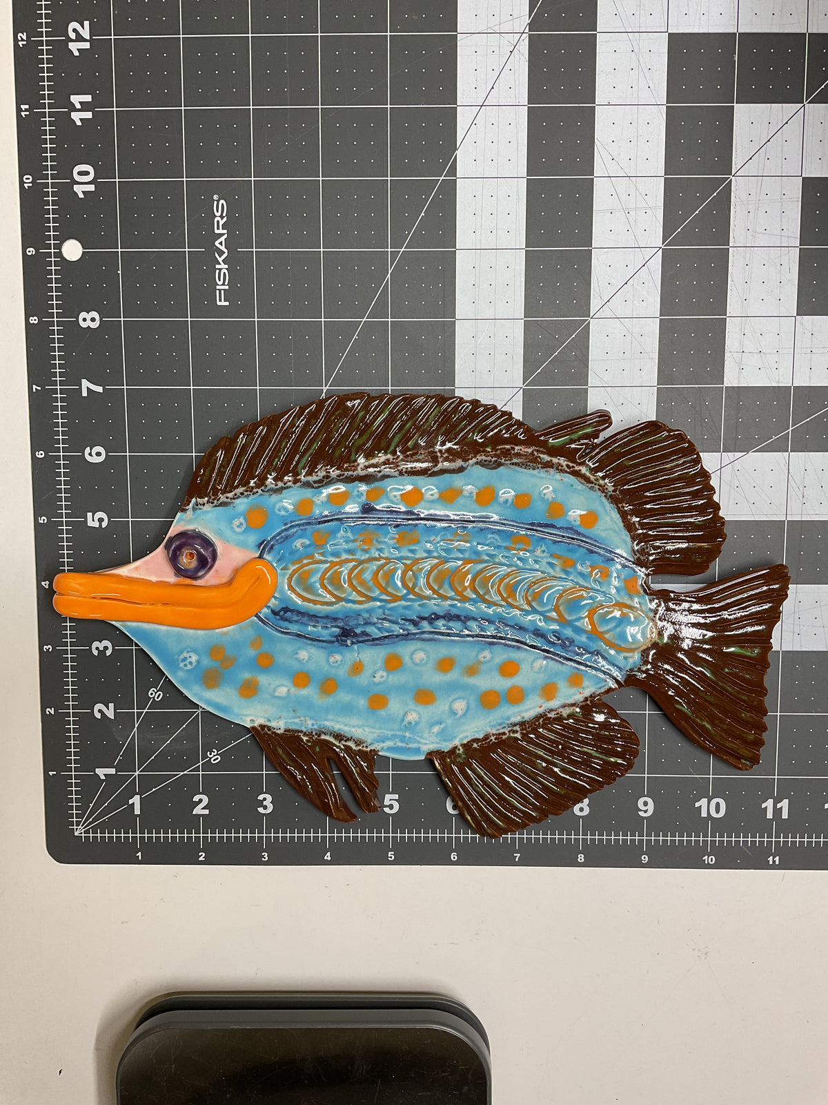 Ceramic Arts Handmade Clay Crafts Glazed Fish 11-inch by 7-inch made by WATCH 4808