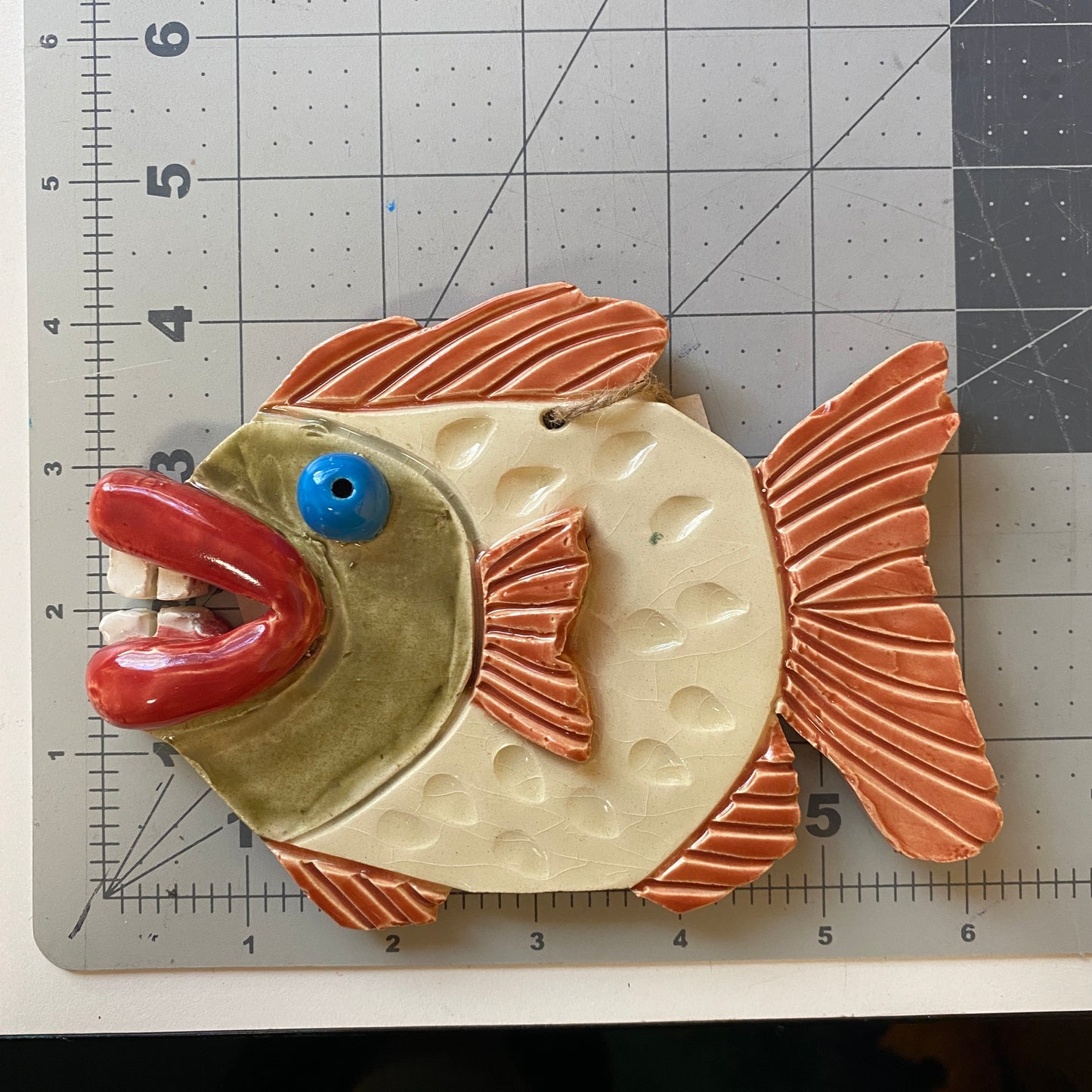 WATCH Resources Art Guild - Ceramic Arts Handmade Clay Crafts Glazed Fish 6-inch by 4-inch made by Anonymous 4506