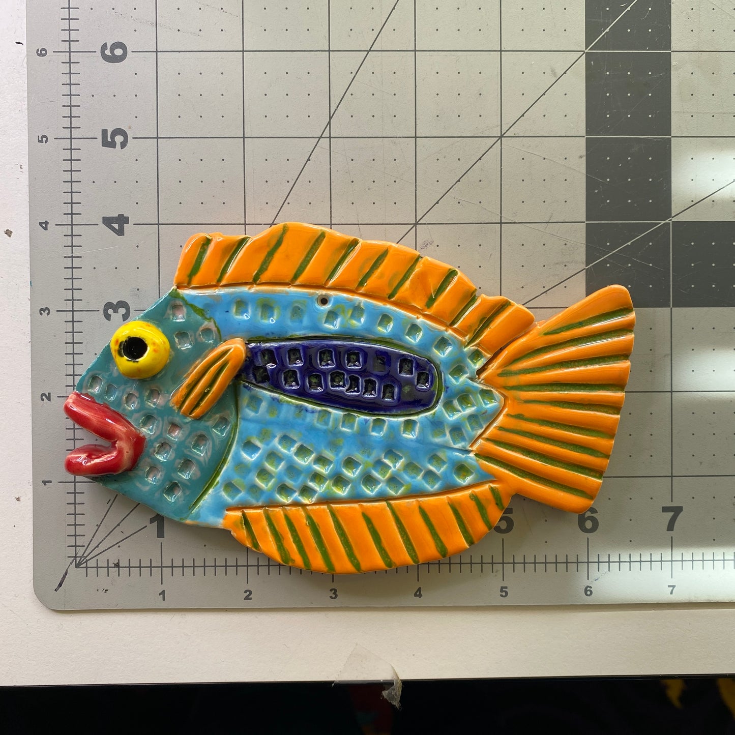 Ceramic Arts Handmade Clay Crafts Glazed Fish 6.5-inch by 4-inch made by Eric Stacy and Kourtney Alcantara 4137