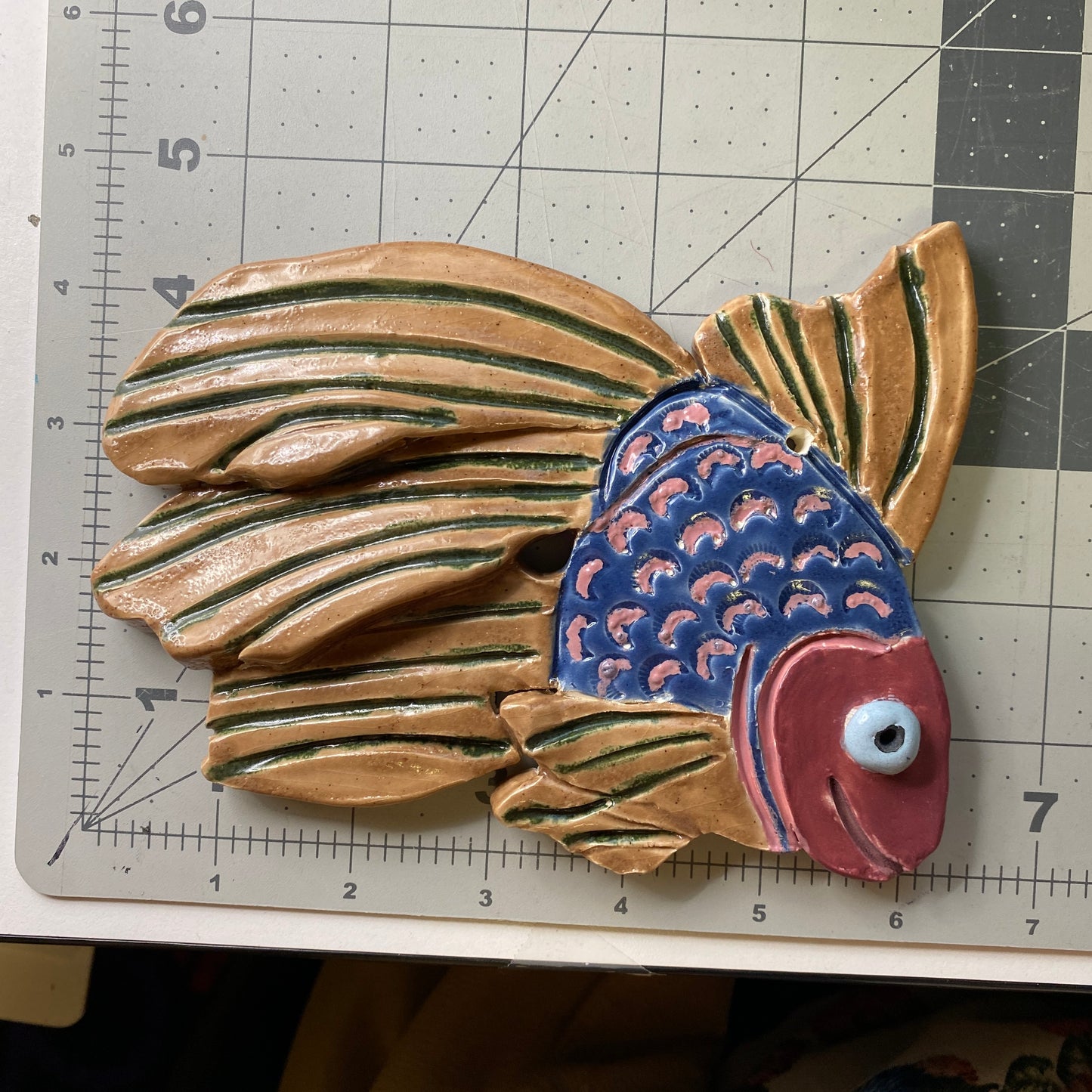 Ceramic Arts Handmade Clay Crafts Glazed Fish 6.5-inch by 5-inch made by Anonymous 4008