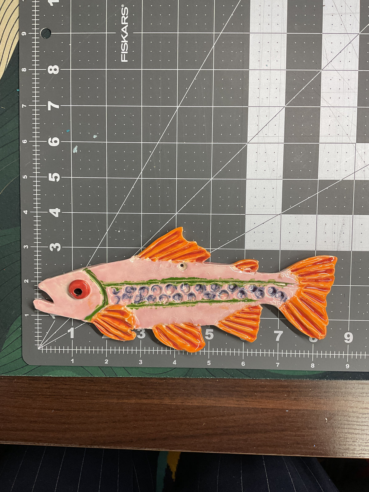 Ceramic Arts Handmade Clay Crafts Glazed Fish 8.5-inch by 3.5-inch made by Loreen Bartschi 4815