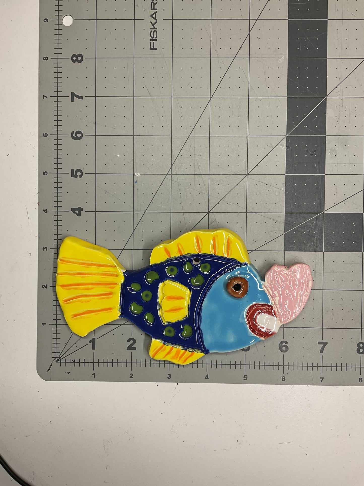 WATCH Resources Art Guild - Ceramic Arts Handmade Clay Crafts Glazed Fish with Teeth 6.5-inch by 3.5-inch made by Ryan Imhoff 4589