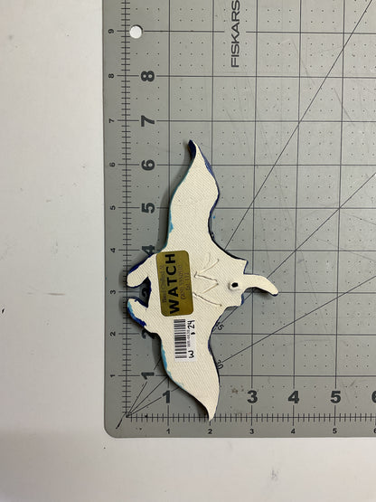 WATCH Resources Art Guild - Ceramic Arts Handmade Clay Crafts Glazed Manta Ray 3.5-inch by 6.5-inch made by Anonymous 4638