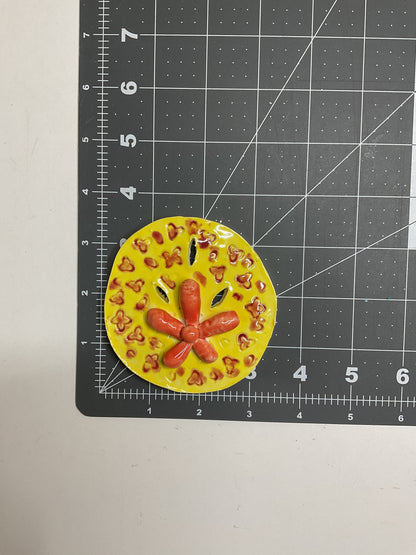 Ceramic Arts Handmade Clay Crafts Glazed Sand Dollar 3.5-inch by 3.5-inch made by Angelina Vida-White 4817