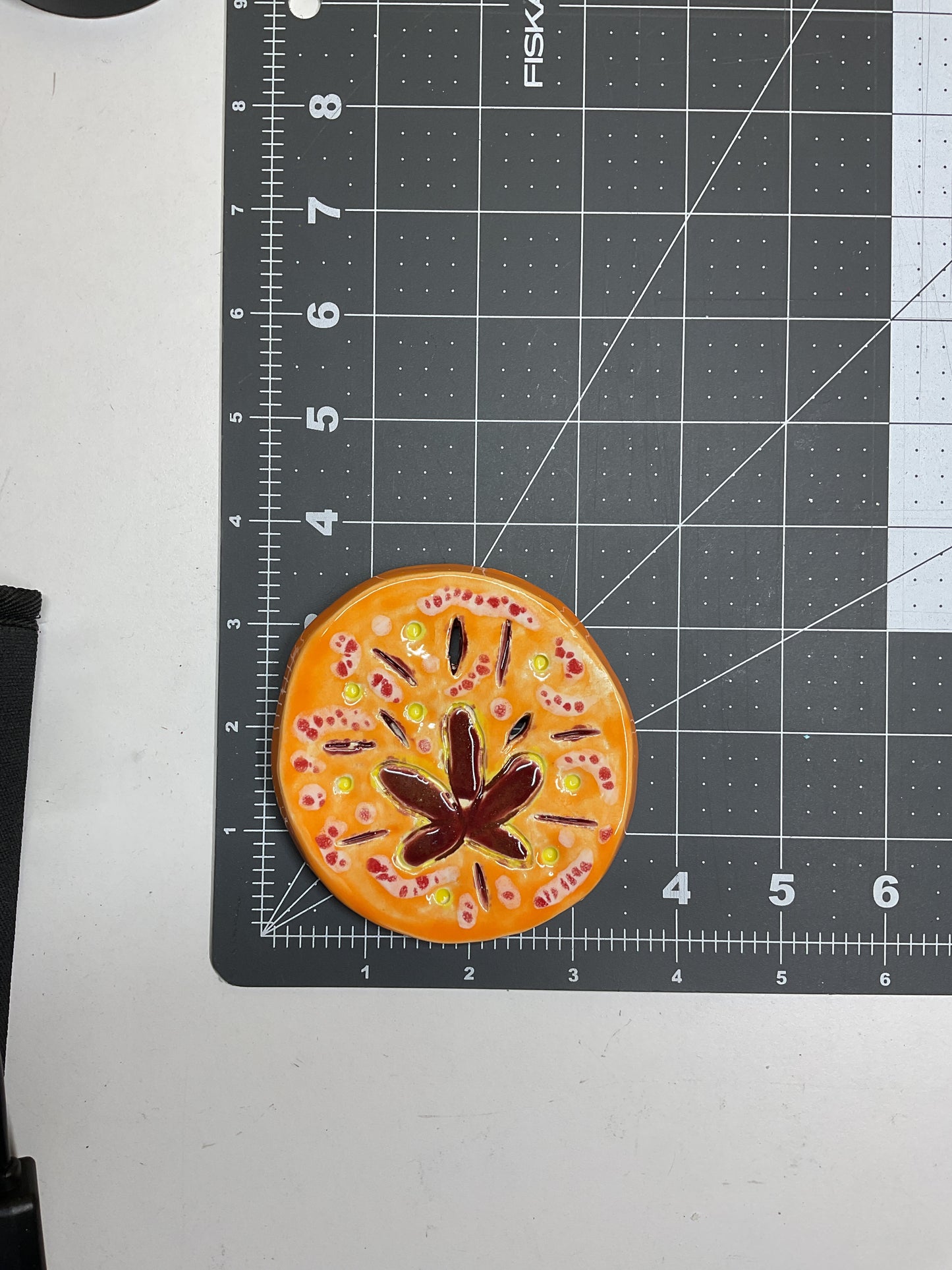 Ceramic Arts Handmade Clay Crafts Glazed Sand Dollar 3.5-inch by 3.5-inch made by Lisa Uptain and Jenna DeCosta 4764