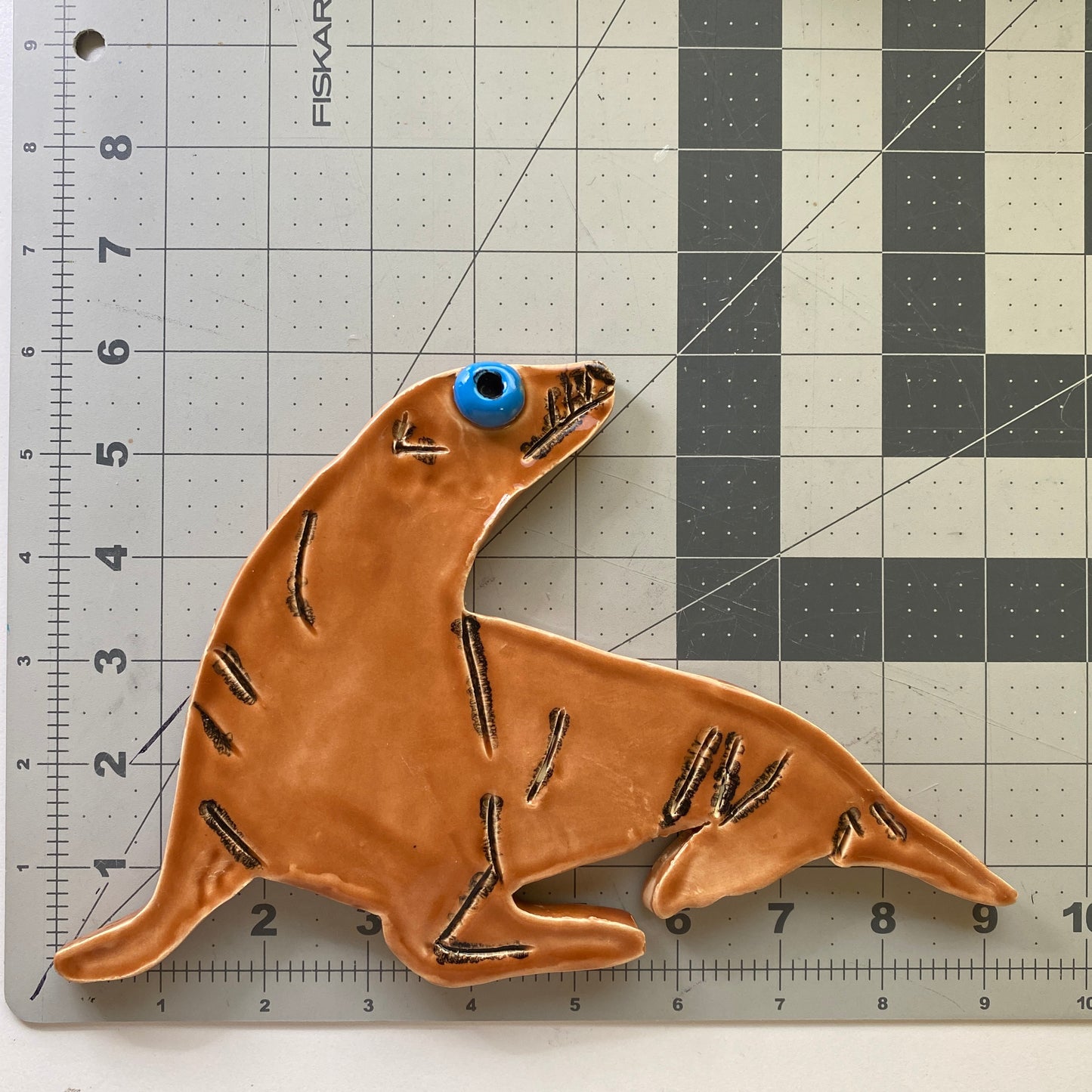 WATCH Resources Art Guild - Ceramic Arts Handmade Clay Crafts Walrus Glazed 9-inch by 6-inch made by Eric Stacy