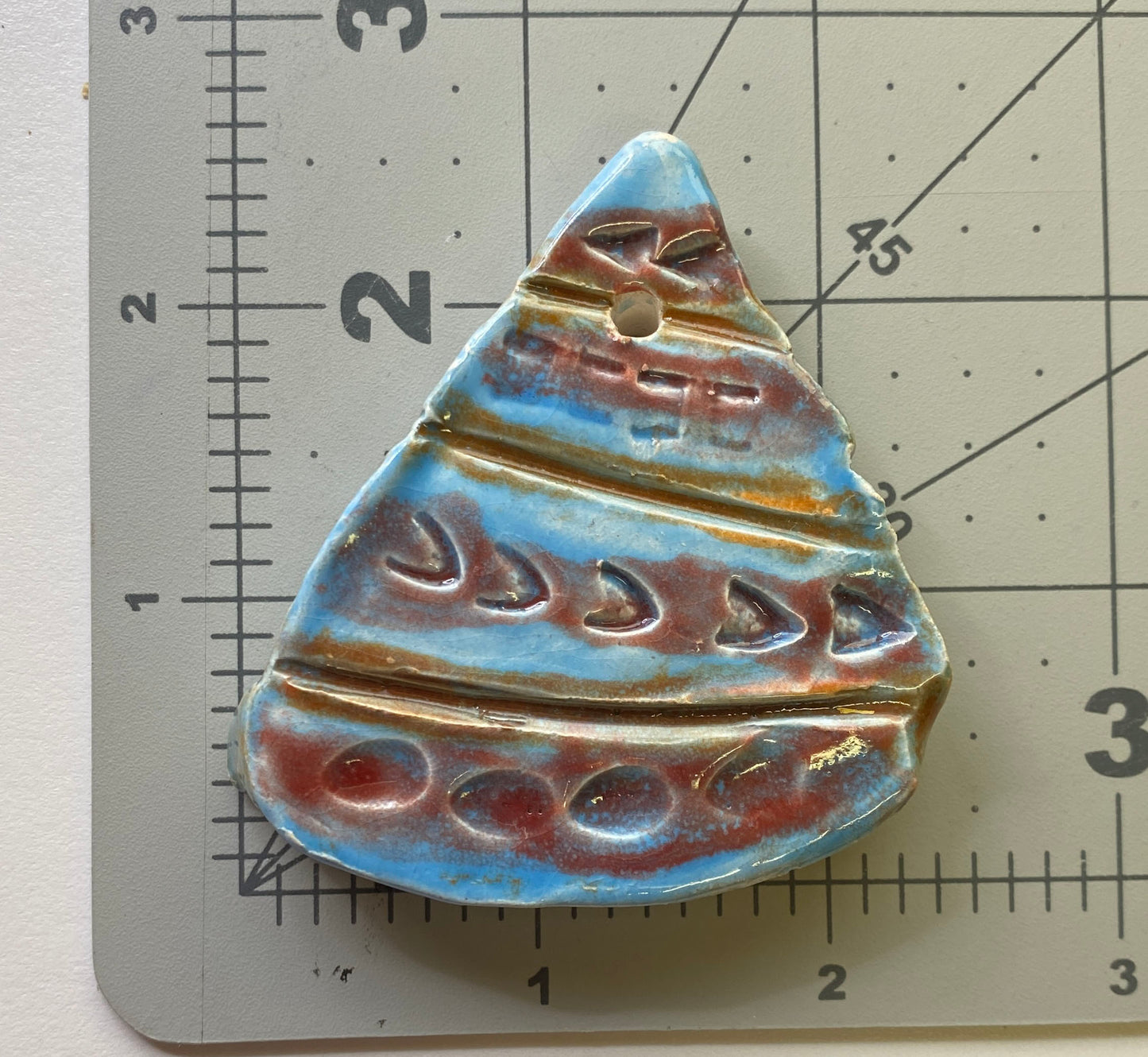 Handmade Ceramic Arts: Glazed Shell 2.5-inch x 2.5-inch by Tami Mills