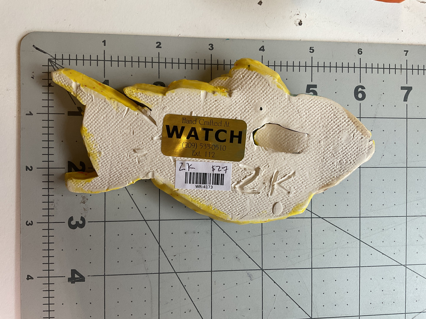 Ceramic Arts Handmade Clay Crafts Glazed Fish 3-inch by 6-inch made by Zack Kipper 4173