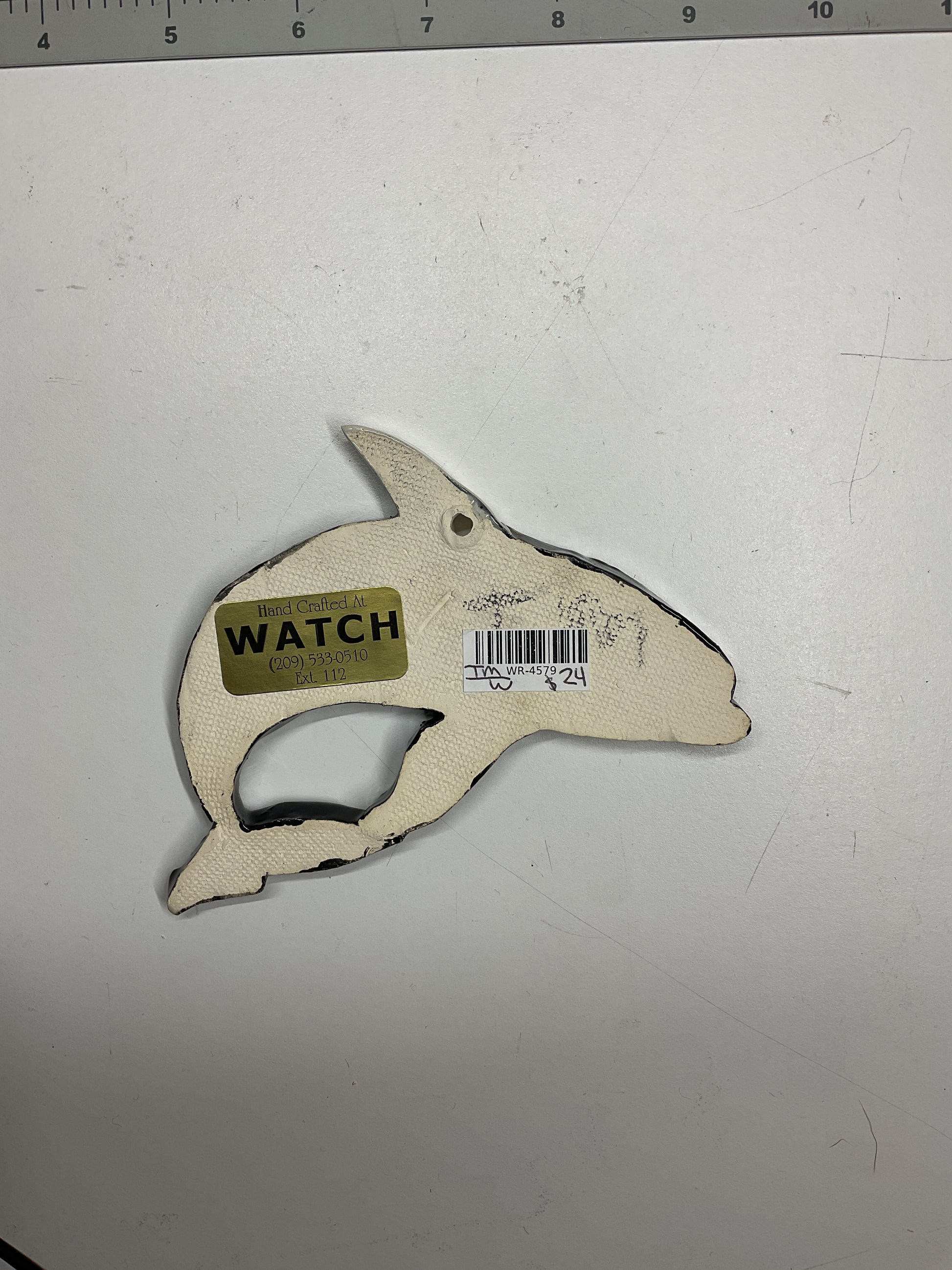 WATCH Resources Art Guild - Ceramic Arts Handmade Clay Crafts Glazed Whale 5-inch by 3.5-inch made by Terry Morrow 4579