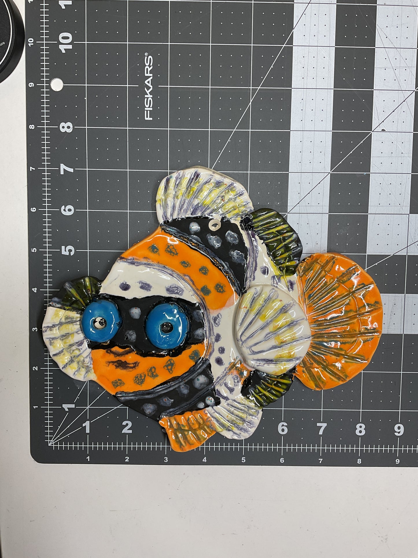 Ceramic Arts Handmade Clay Crafts Glazed Fish 8.5-inch by 7-inch made by Lisa Uptain and Ashley Dorsett 4781