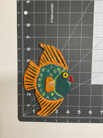 Ceramic Arts Handmade Clay Crafts Glazed Fish 4.5-inch by 6.5-inch made by RI 4814