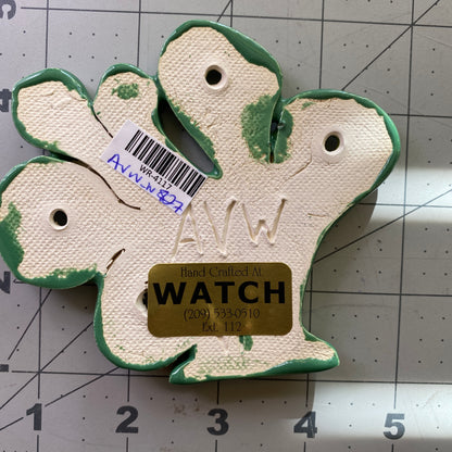 Ceramic Arts Handmade Clay Crafts Fresh Fish Glazed 4-inch x 4-inch Anemone by Angelina Vida-White 4117