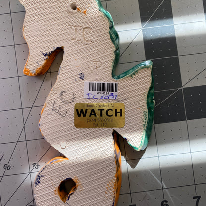 Ceramic Arts Handmade Clay Crafts Glazed Seahorse 7.5-inch by 4-inch made by Monty Chu and Anonymous 4124